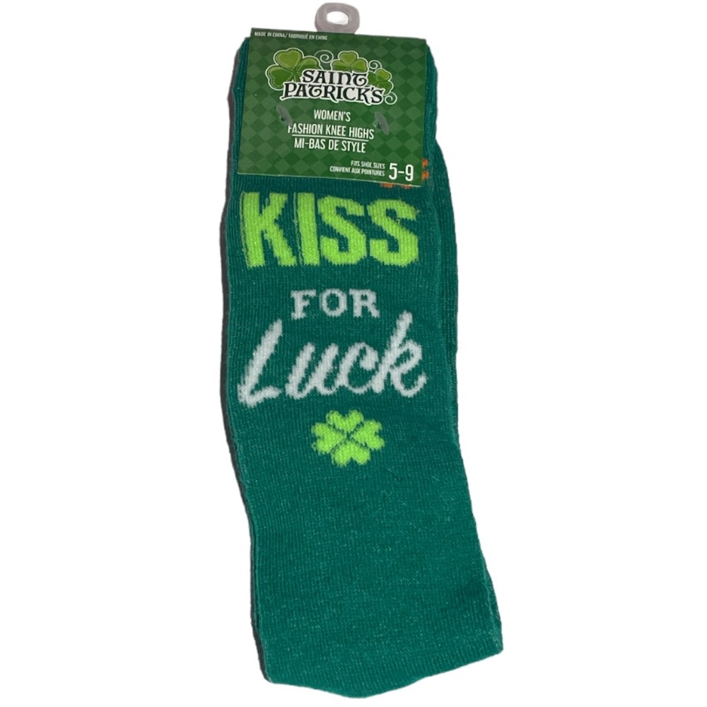 Saint Patrick’s Day Kiss For Luck Crew Socks Green Size 5-9